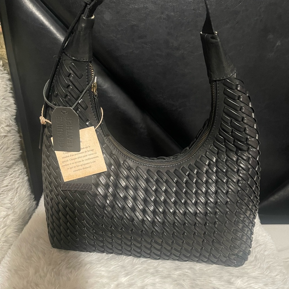 Black Woven Genuine  Leather Shoulder Bag!!!